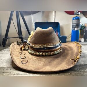 NWT Customer Tan Cowgirl Hat